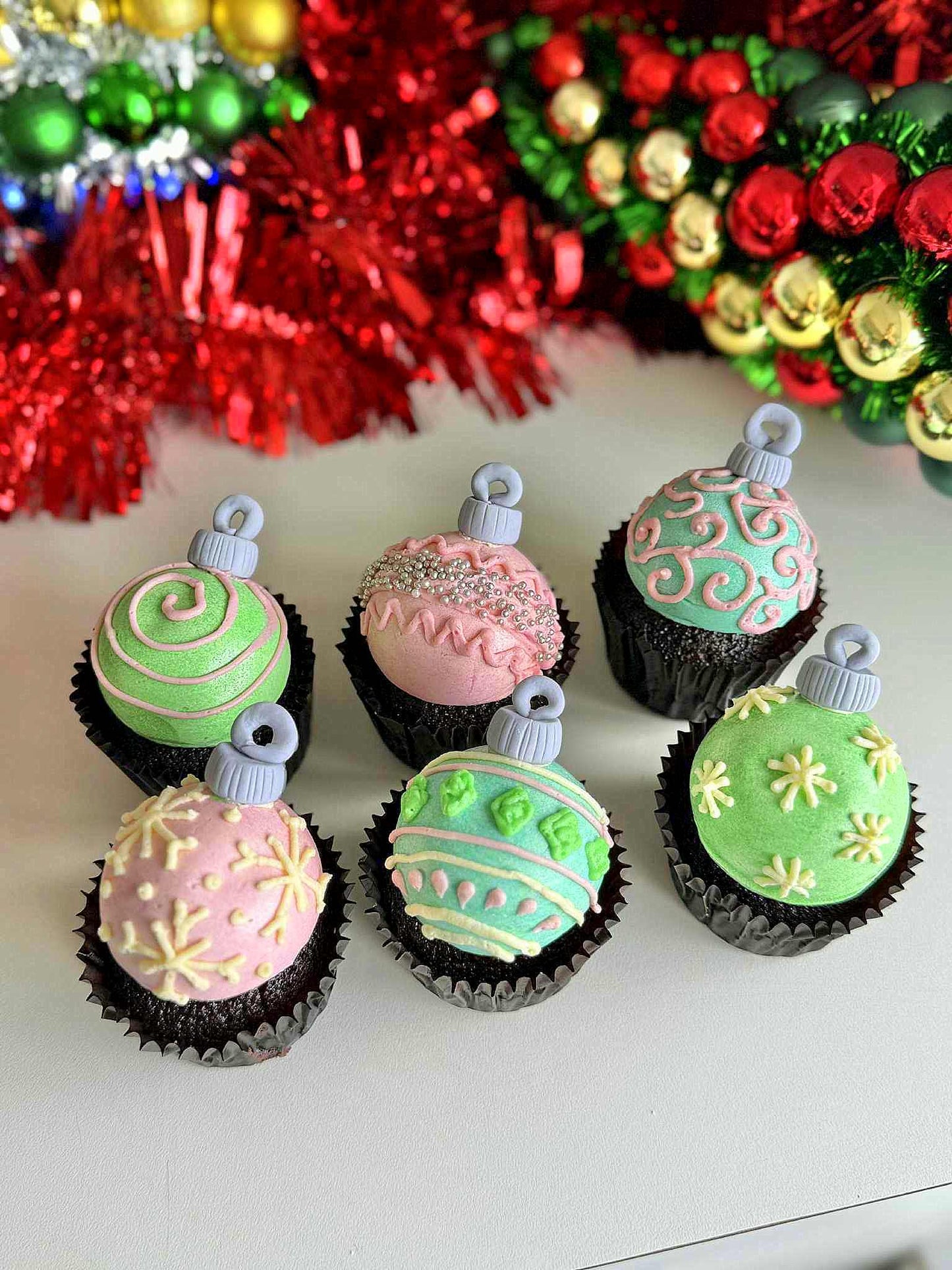 Christmas bauble cupcakes! - Tuesday 25th November , 6pm - 7:30pm