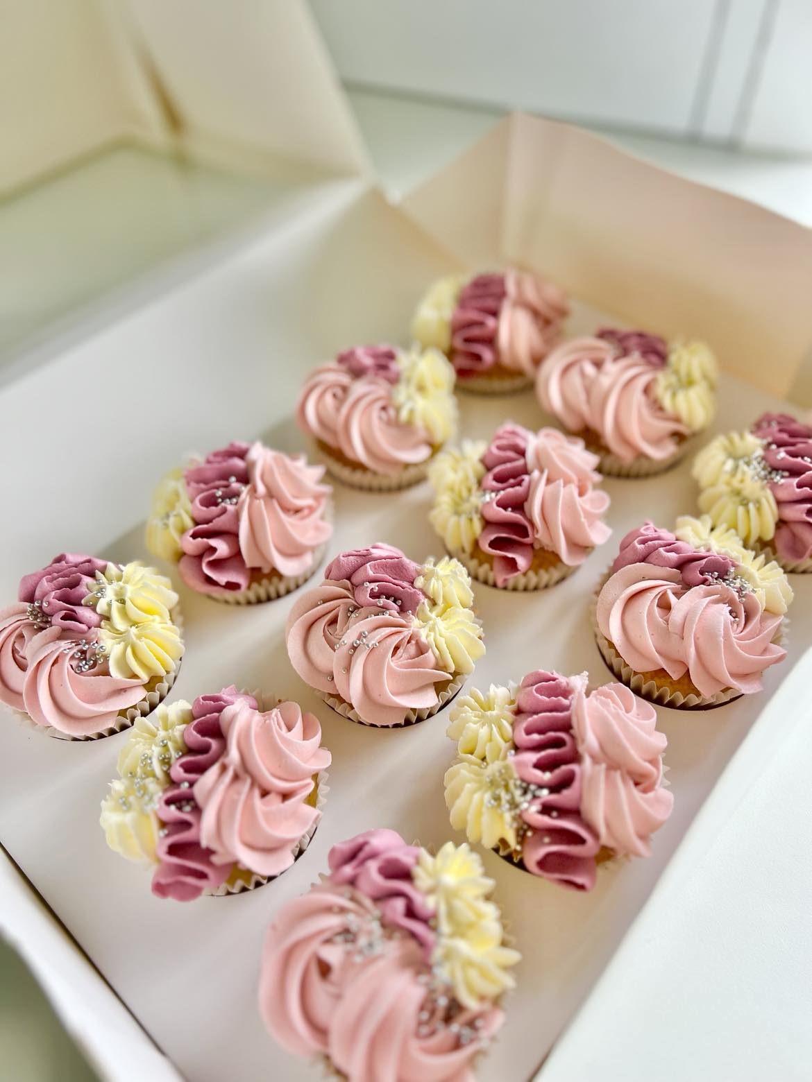 Buttercream and bubbles - Saturday 8th August - 2-3:30pm