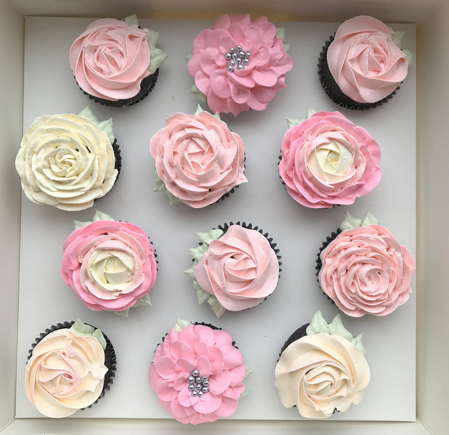 Floral cupcakes