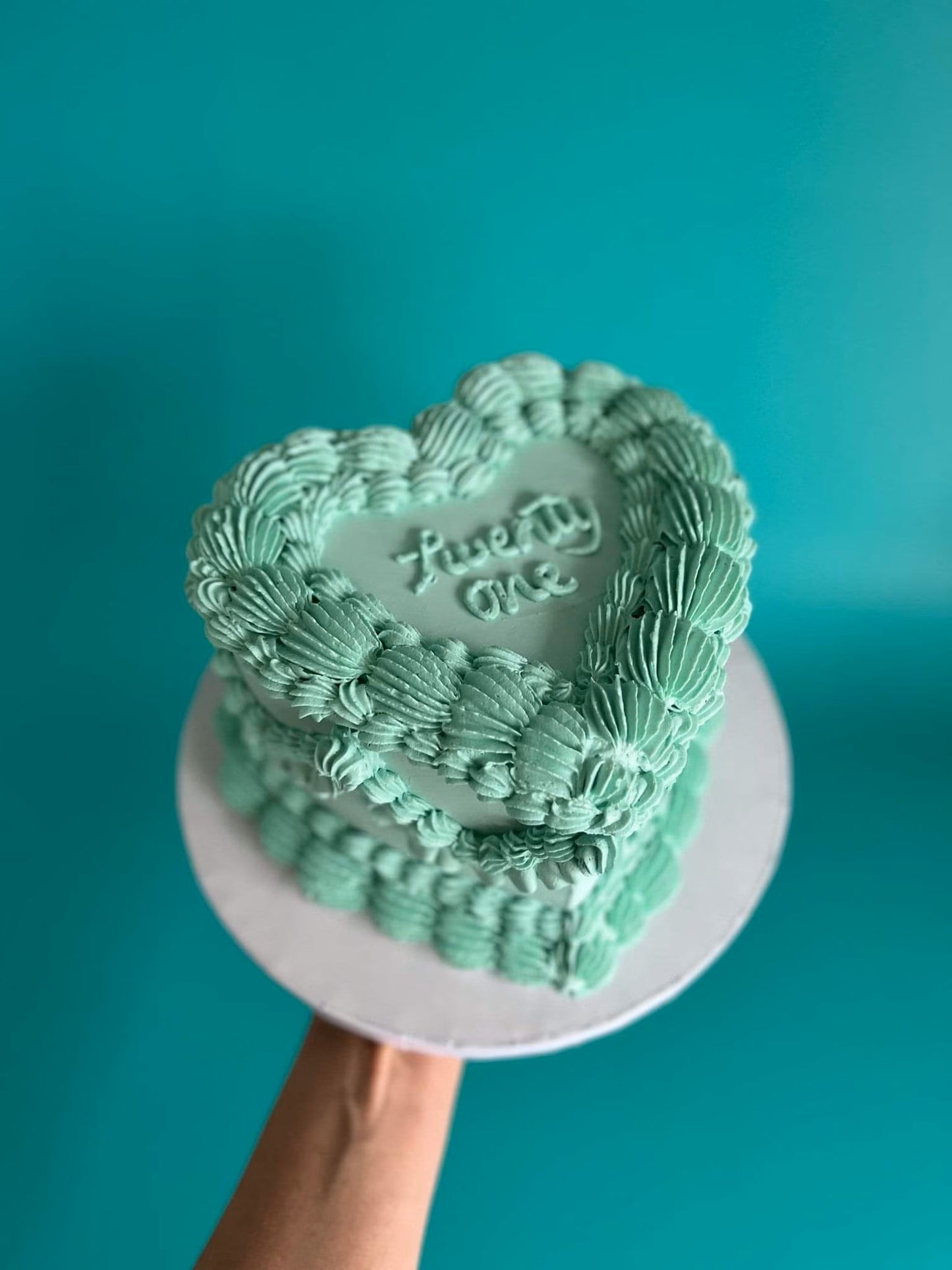 Deluxe vintage buttercream HEART